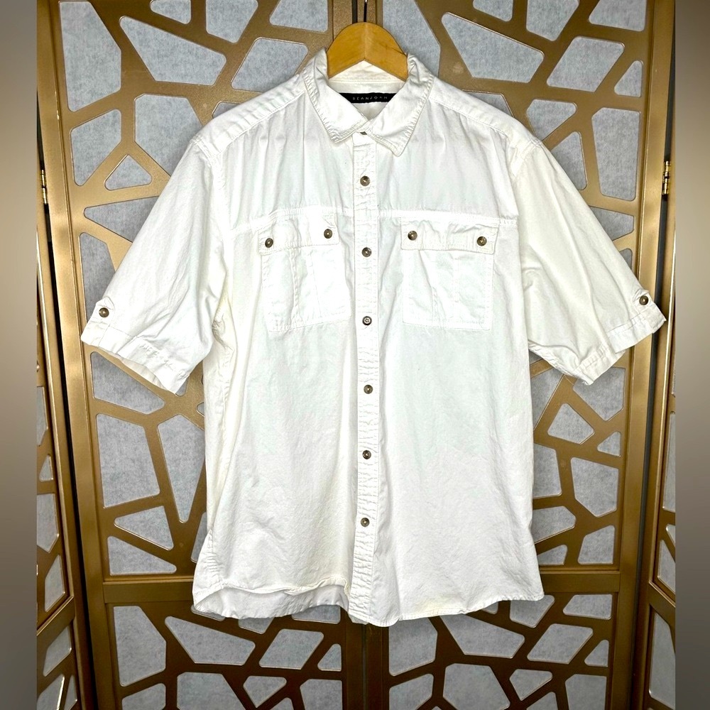 SEAN JOHN Button Down Shirt